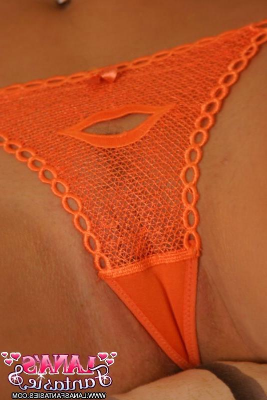 15P Gorgeous blonde showing off her sexy innocent body