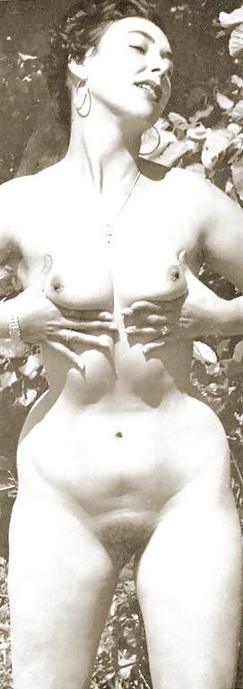 25P Vintage Tits & Pussy 7