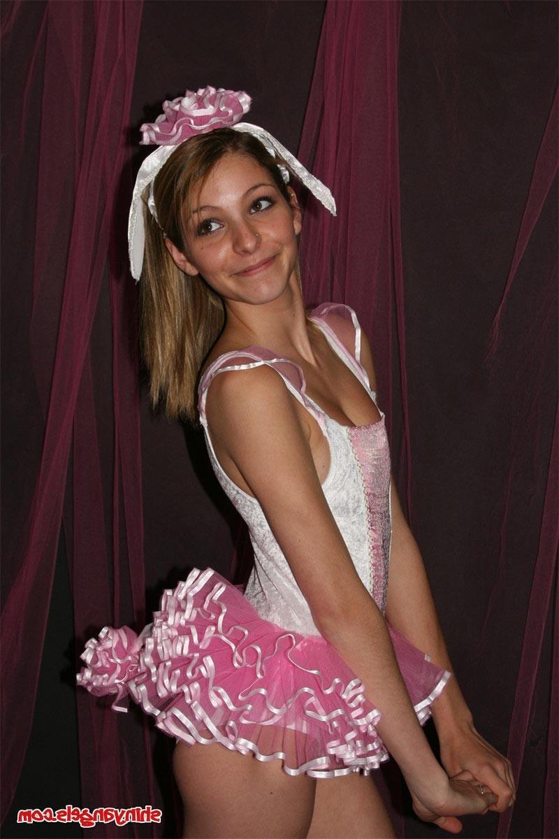 16P Teen ballerina