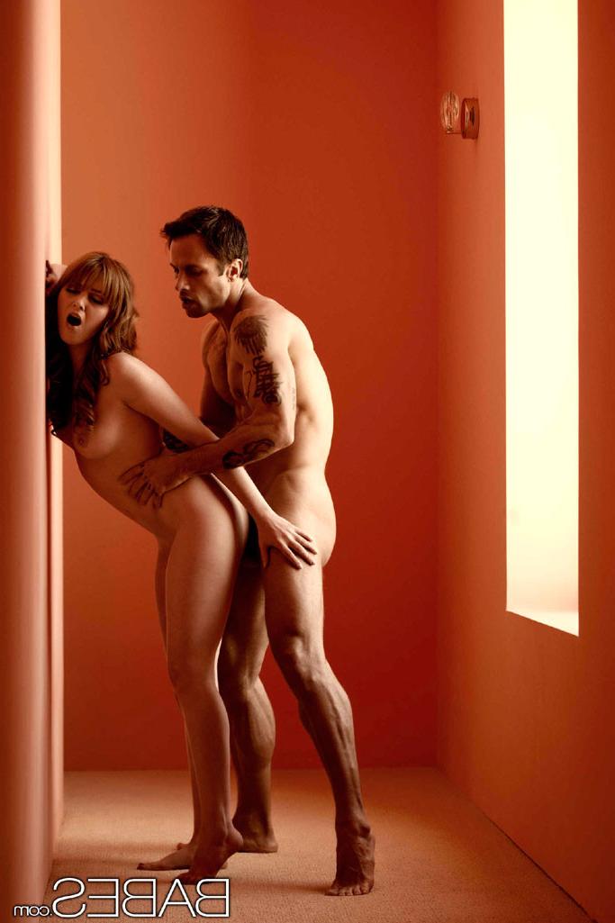 15P Marie McCray making love with her stud in the red room