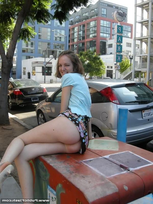 16P Skinny mini tit exhibitionist flashing all in city