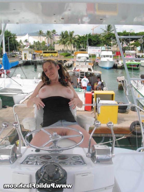 16P Shameless Exhibitionist Bares Big Tits on the Dock