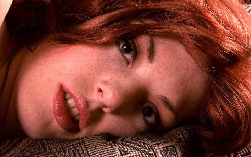 20P Dreamy redhead having cucumber fun