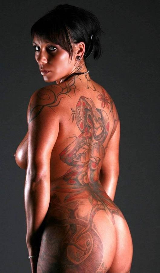 20P Extreme tattoo and piercing
