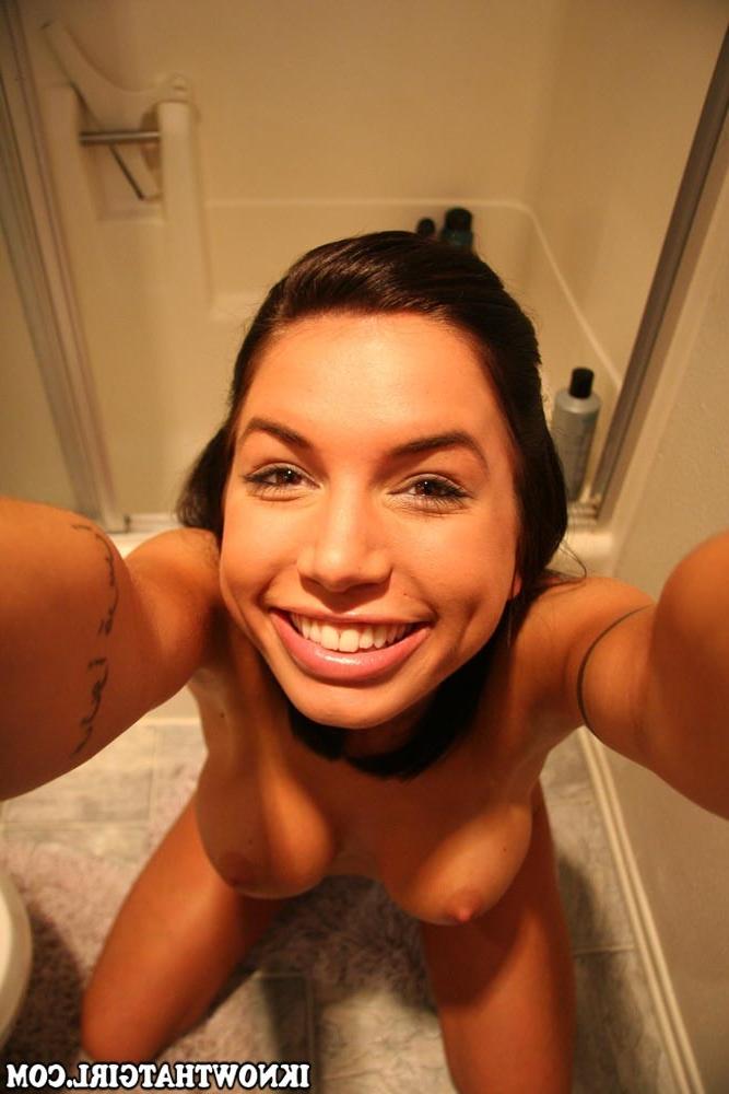 15P Nice boobies brunette teen babe posing for sexy POV pixxx