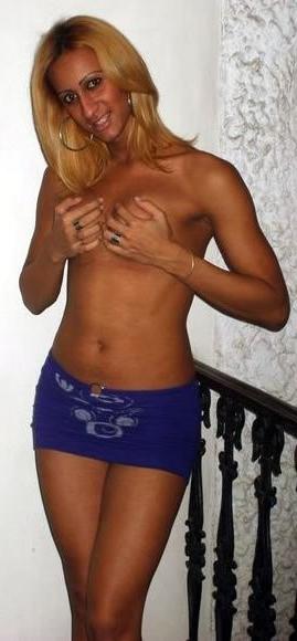 15P Real Tranny Gfs posing and showing big cocks