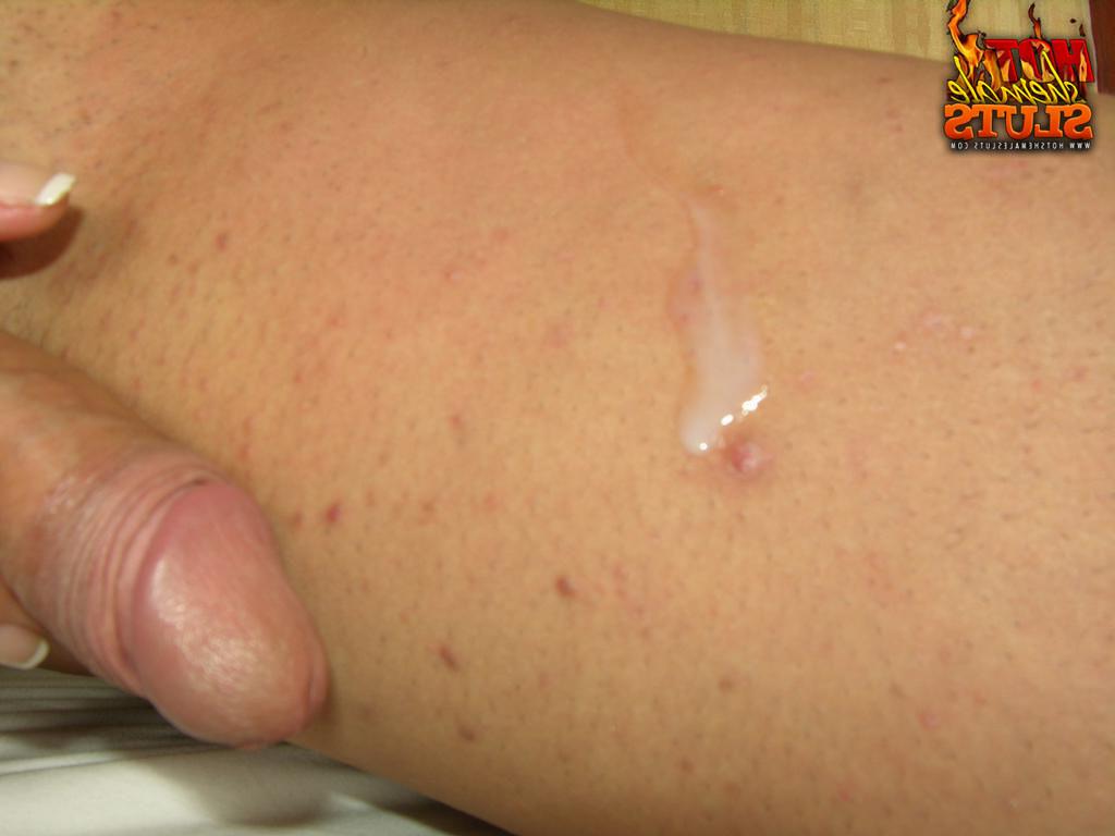 16P Exotic shemale jerks and cums on her own nude body /