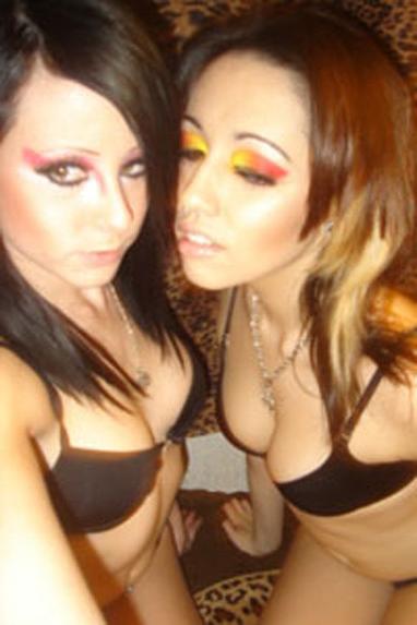 15P Extra ordinary exgfs taking pictures in their naked body