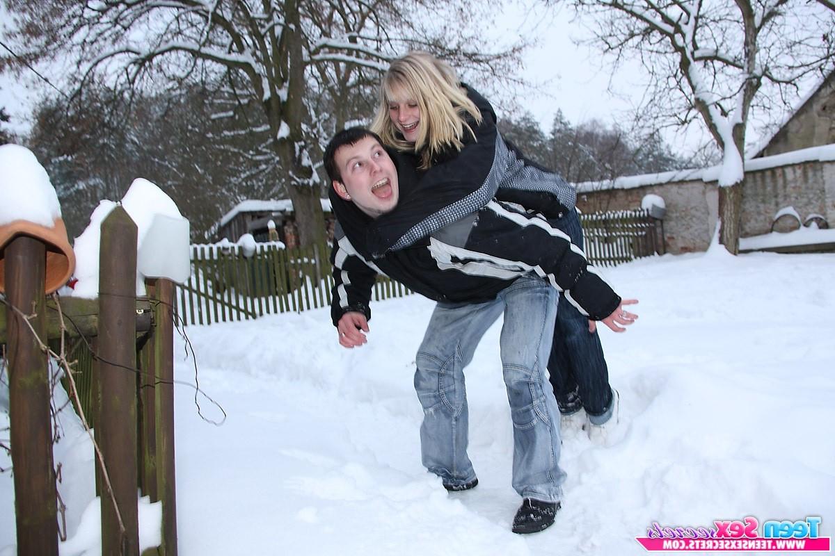 14P Hot blonbe teen girl fucking and sucking her hung boyfriend