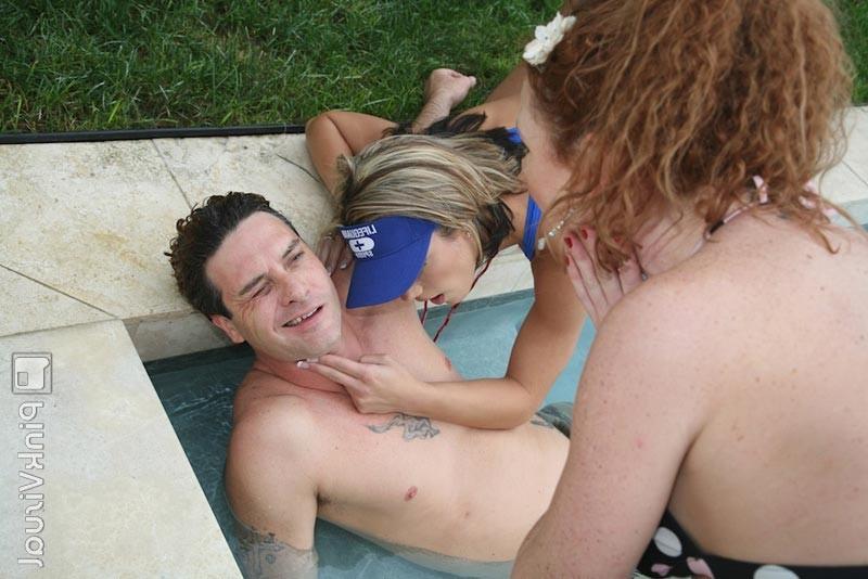 16P Hot threesome fuck with a gorgeous teen