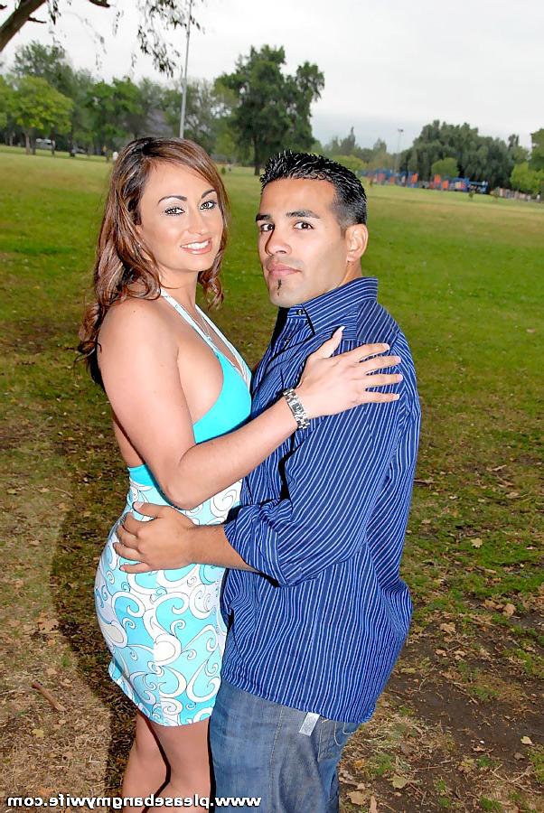 16P Horny curvy chick swallows a thick dick in front of hubby