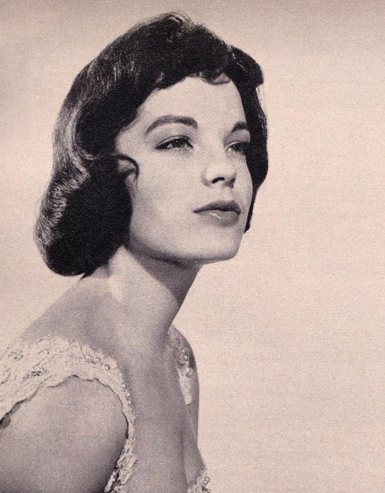 25P Celebrity Boobs - Romy Schneider