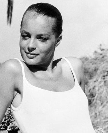 25P Celebrity Boobs - Romy Schneider
