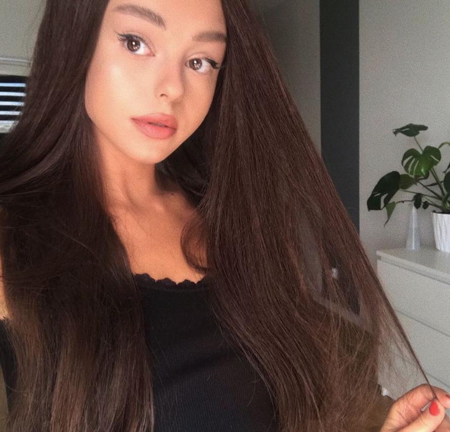 25P tiny polish teen ariana grande look-alike