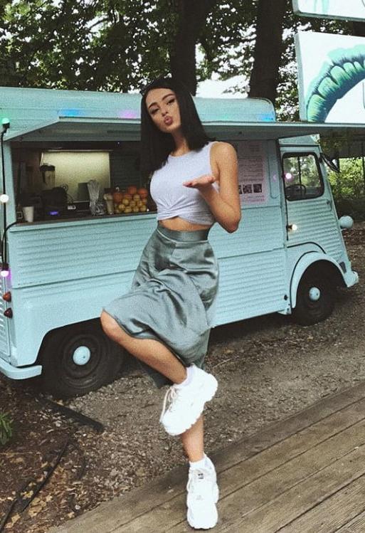25P tiny polish teen ariana grande look-alike