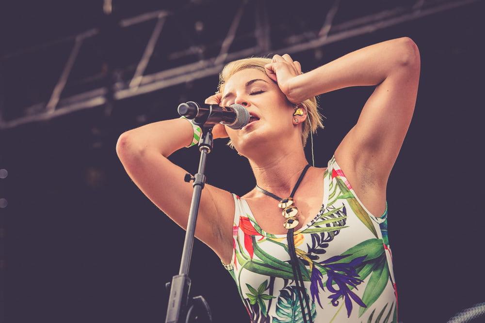 13P Celebrity armpits X