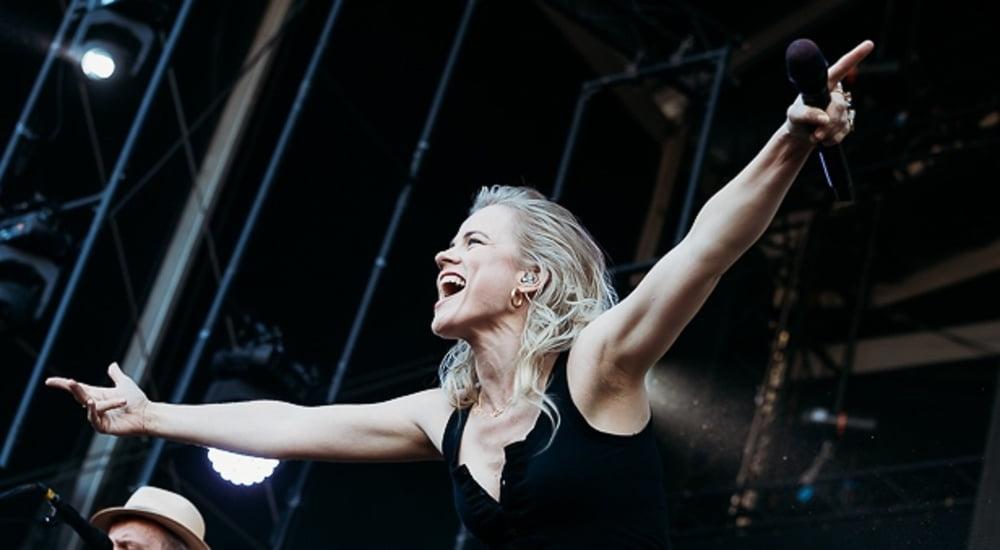 13P Celebrity armpits X