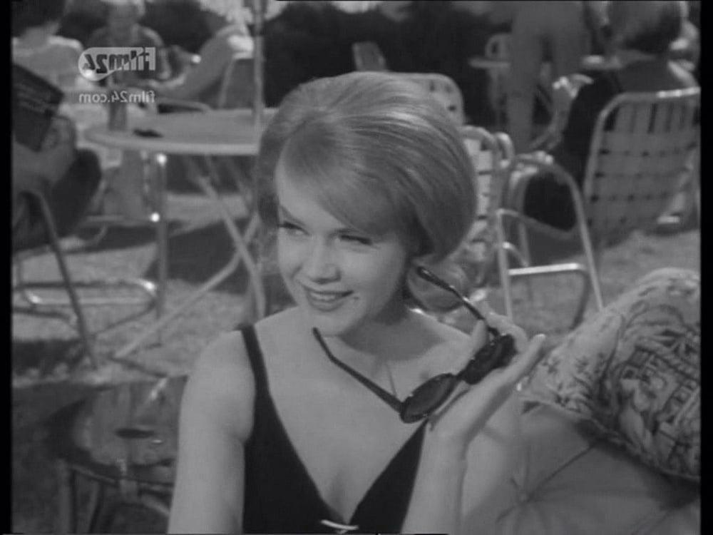 25P Celebrity Boobs - Anne Francis