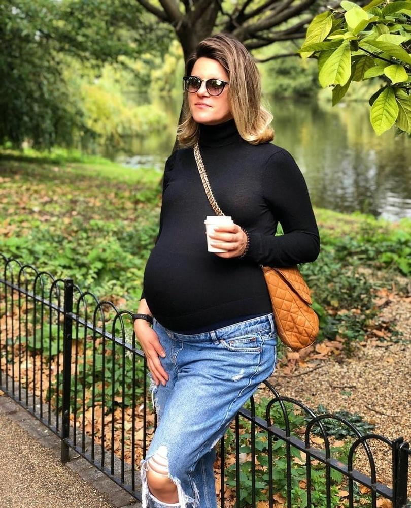 20P Sexy Pregnant Europeans