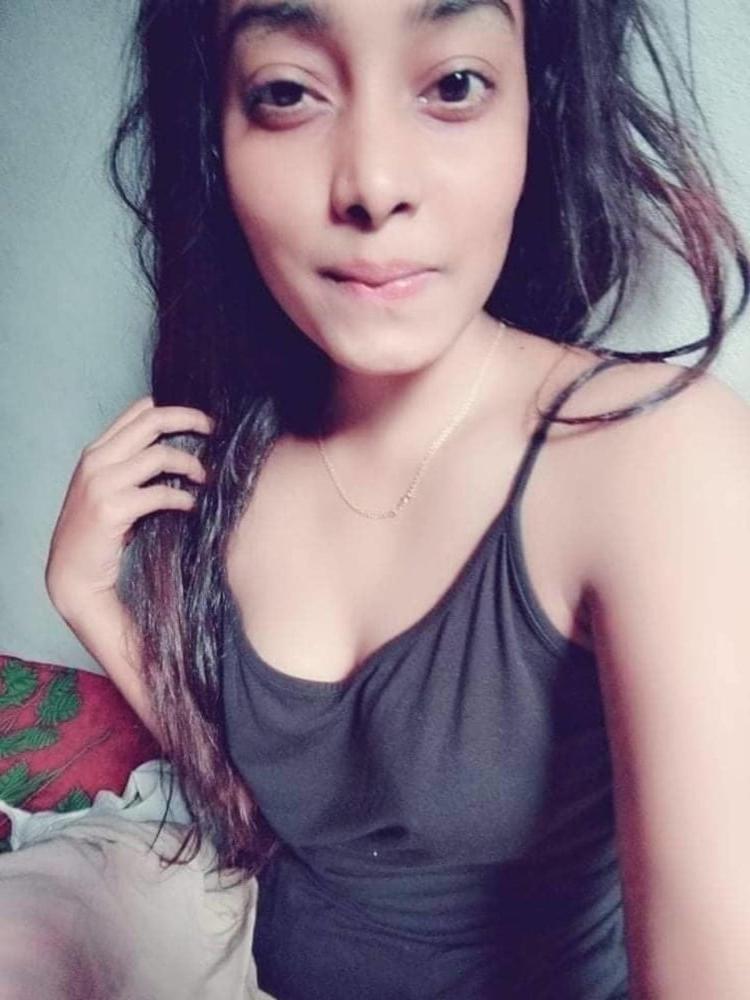 12P Cute Bangladeshi Girl Expose for Boyfriend
