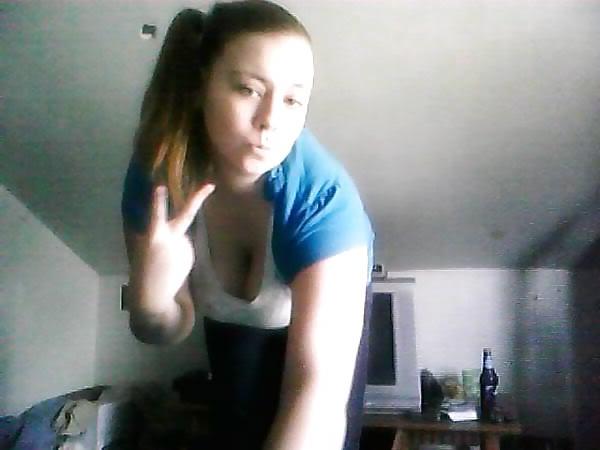 14P BigWhite Ghetto Chick Tits