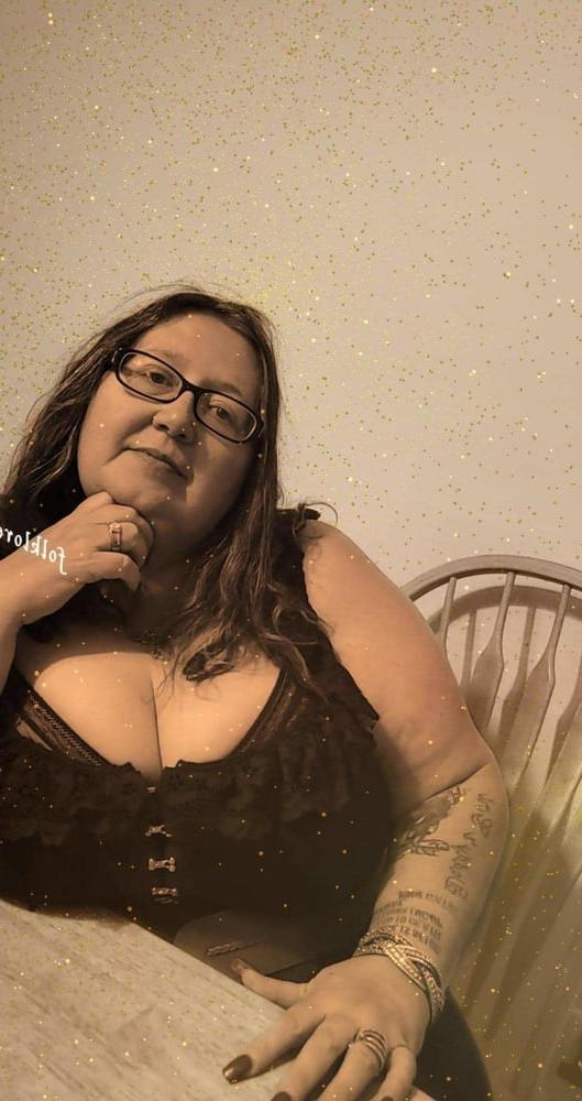 25P My sexy BBW MILF GILF with huge boobs and a sweet wet pink p