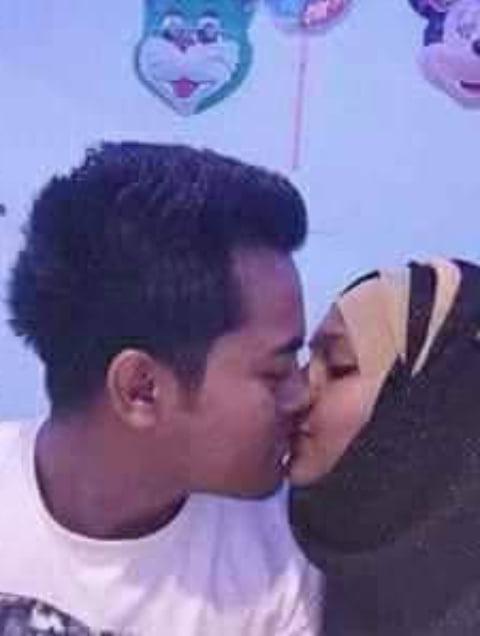 25P Muslim Girl With Boyfriend