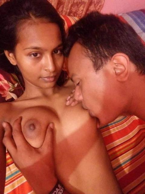 25P Muslim Girl With Boyfriend
