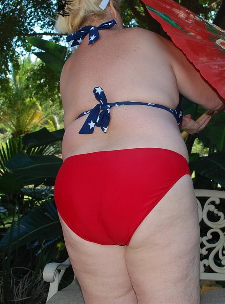 25P Best Panty Pics! (2)