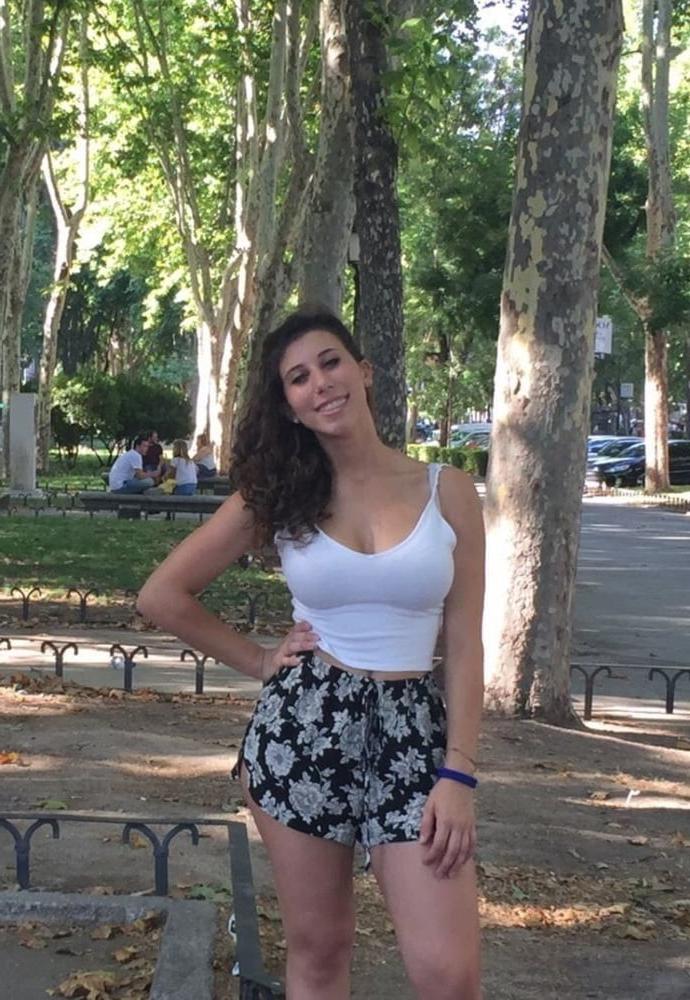 15P GUILIA 23 Y ITALIAN WHORE