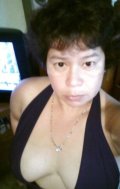 25P Meheecan granny whore ((retired teacher))