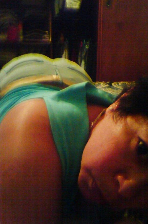 25P Meheecan granny whore ((retired teacher))