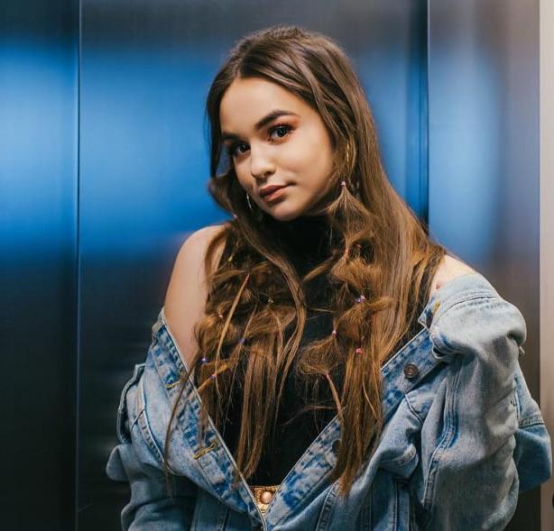 21P young polish teen Oliwka