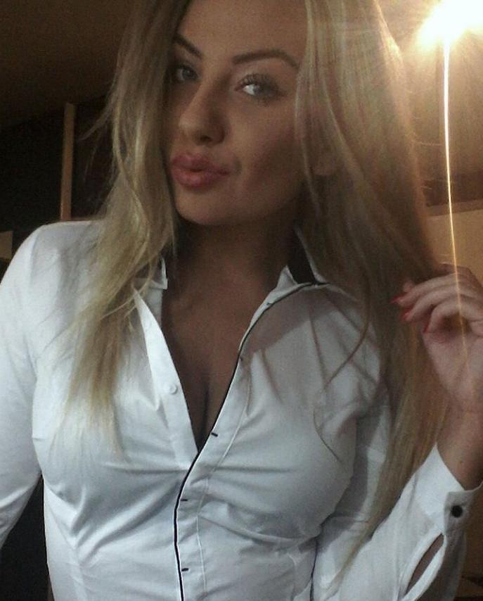 25P polish blonde teen with big ttis