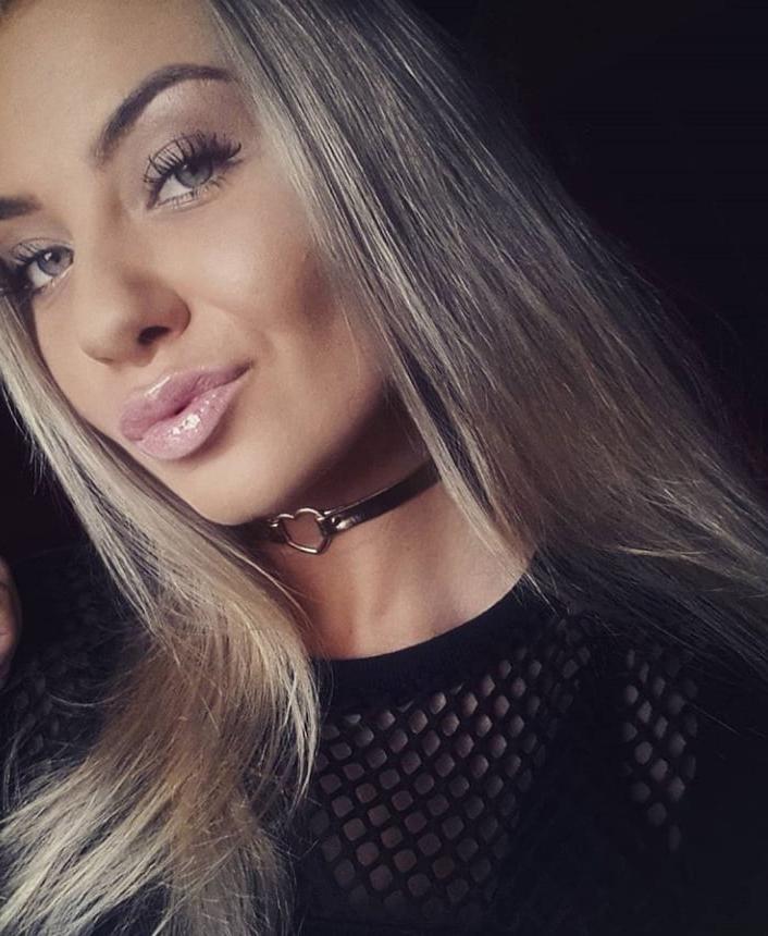 25P polish blonde teen with big ttis
