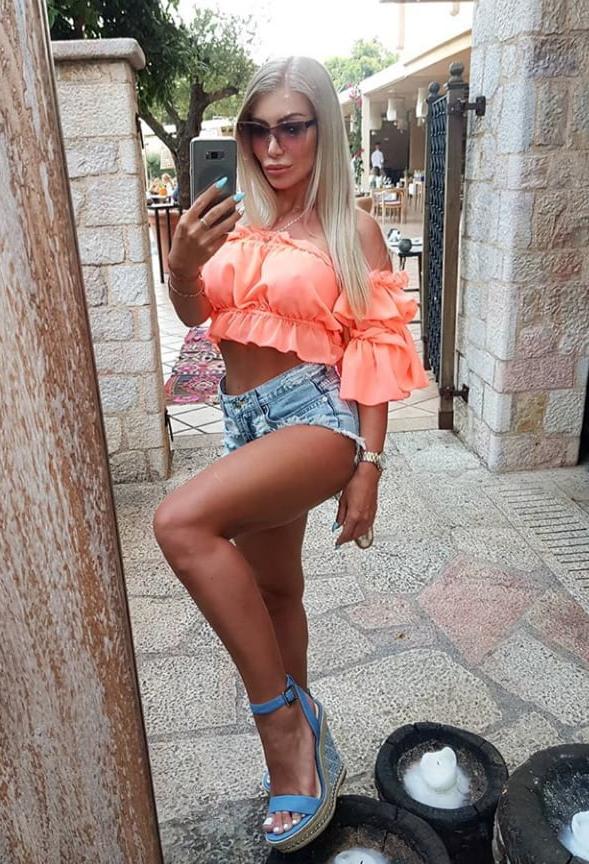25P POLISH BLONDE MILF