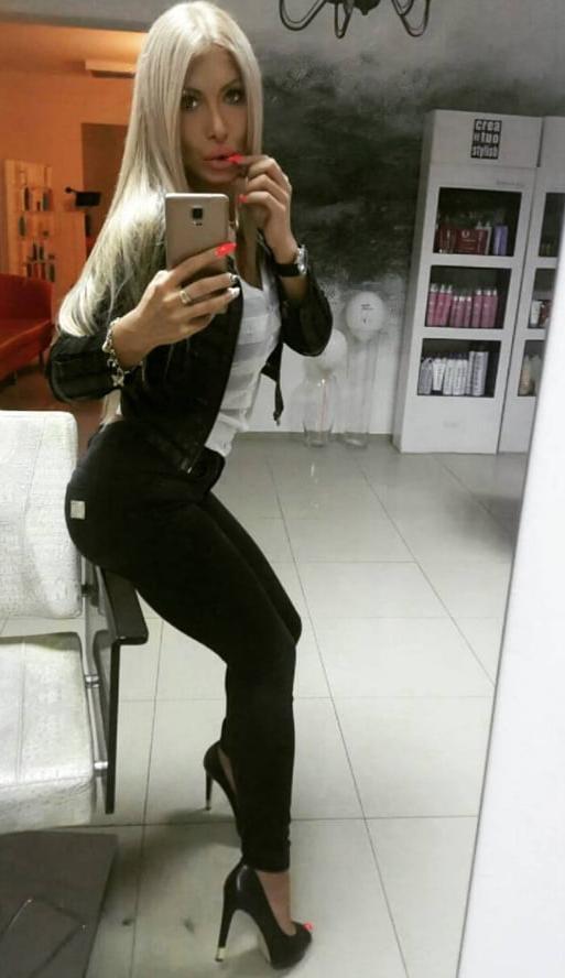 25P POLISH BLONDE MILF