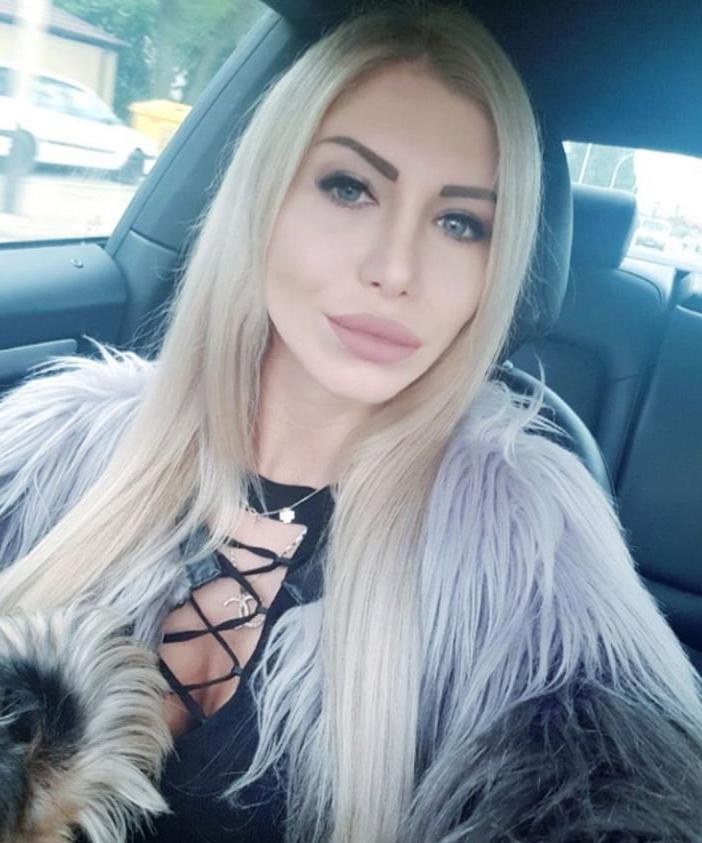 25P POLISH BLONDE MILF