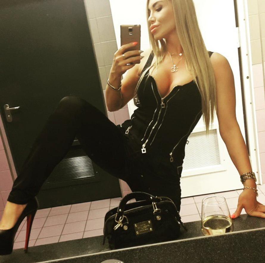 25P POLISH BLONDE MILF