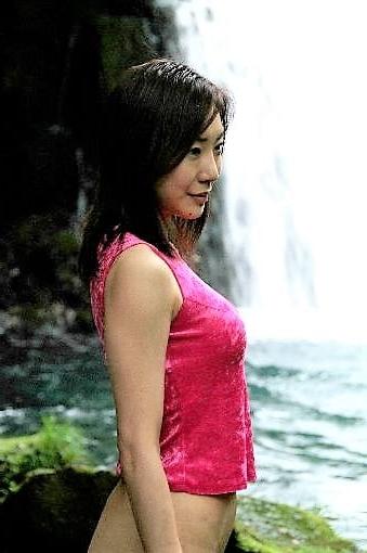25P Sexy Asian Posing  (Non-Nude)
