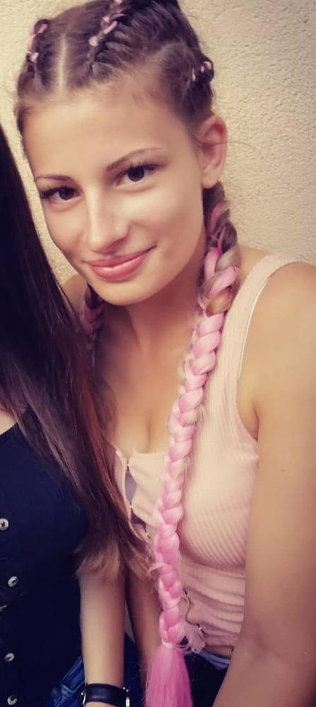 13P Hungarian pole dancer Dora