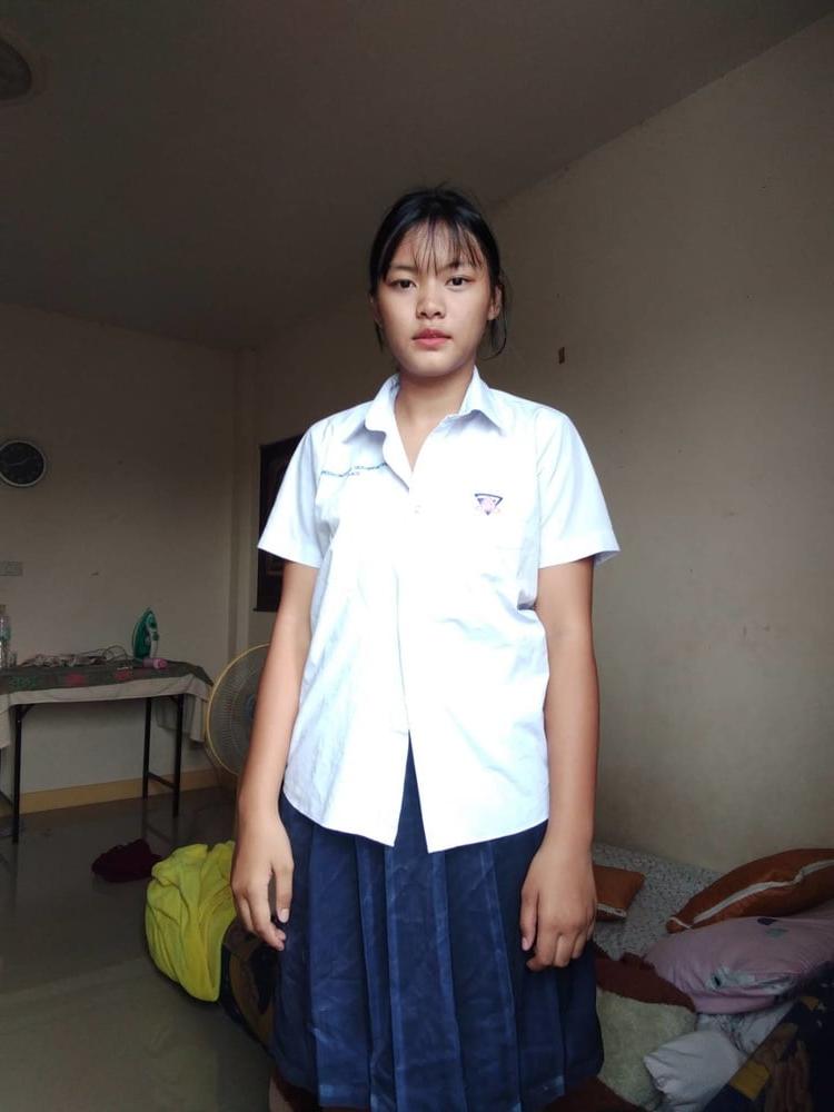 25P Aum student girl