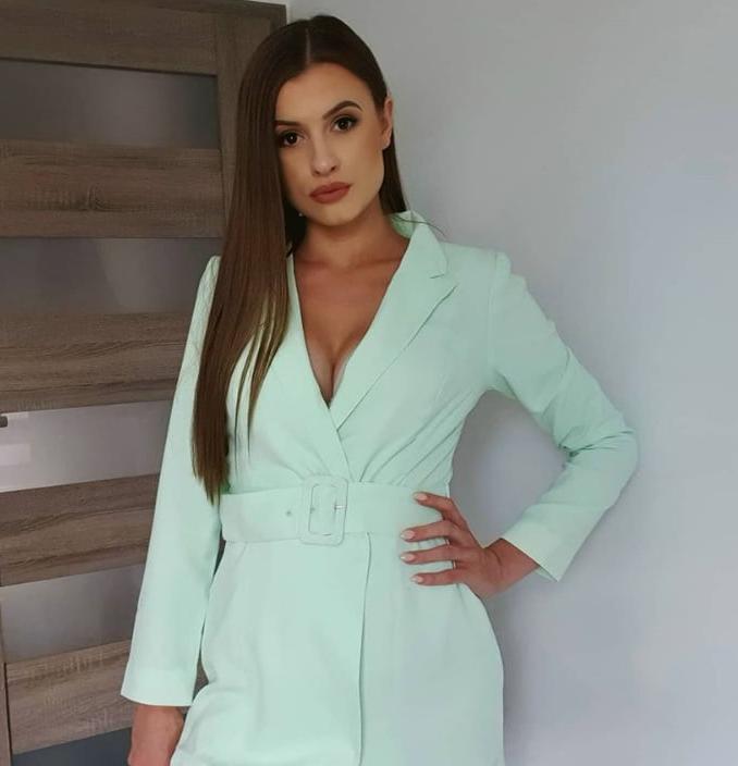 18P hot polish brunette teen Magda