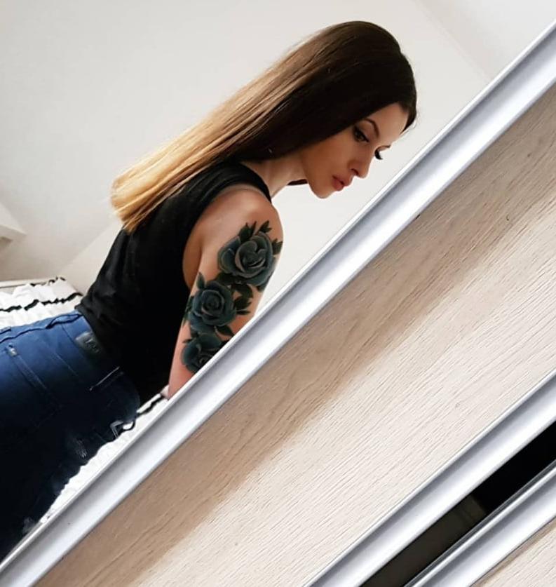 18P hot polish brunette teen Magda