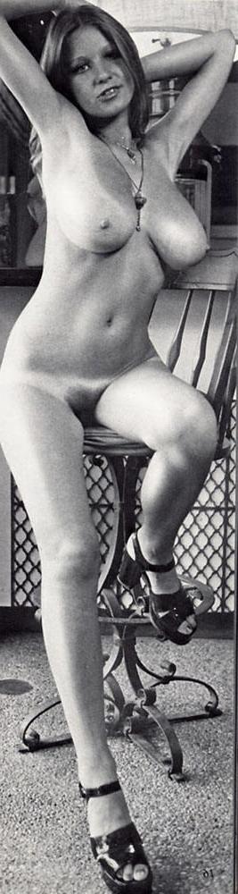 25P Vintage Boobs 22