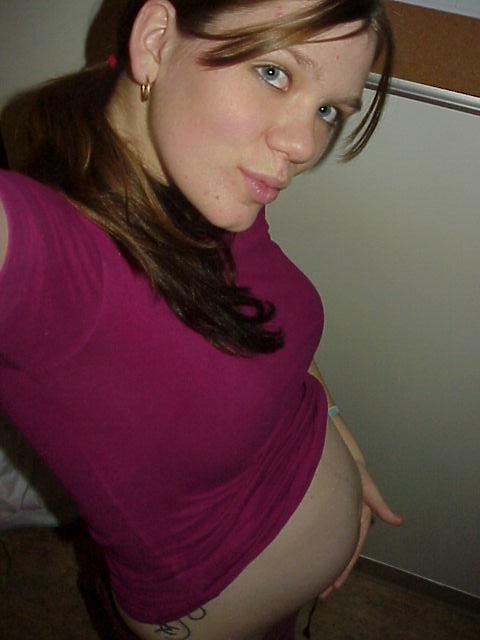 25P Young Pregnant Teens 112