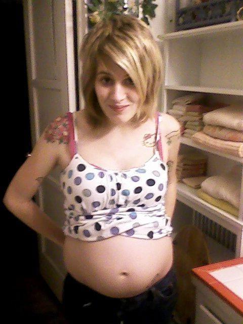 25P Young Pregnant Teens 112