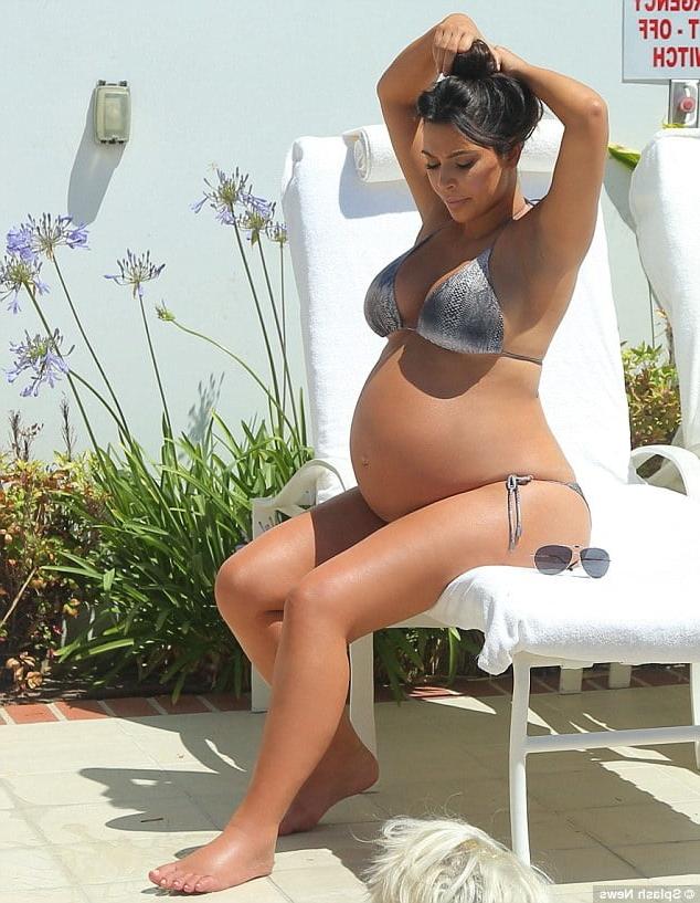 14P Pregnant Kim K