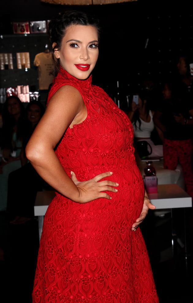 14P Pregnant Kim K