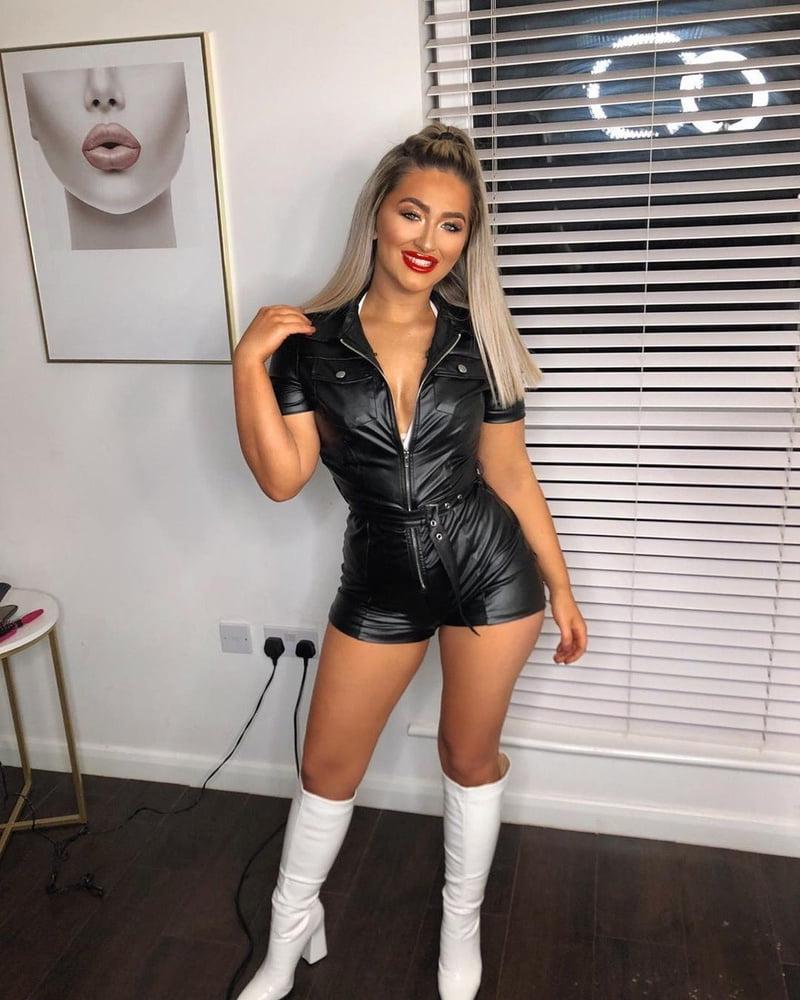 25P I want to be her cuckold - sexy sluts